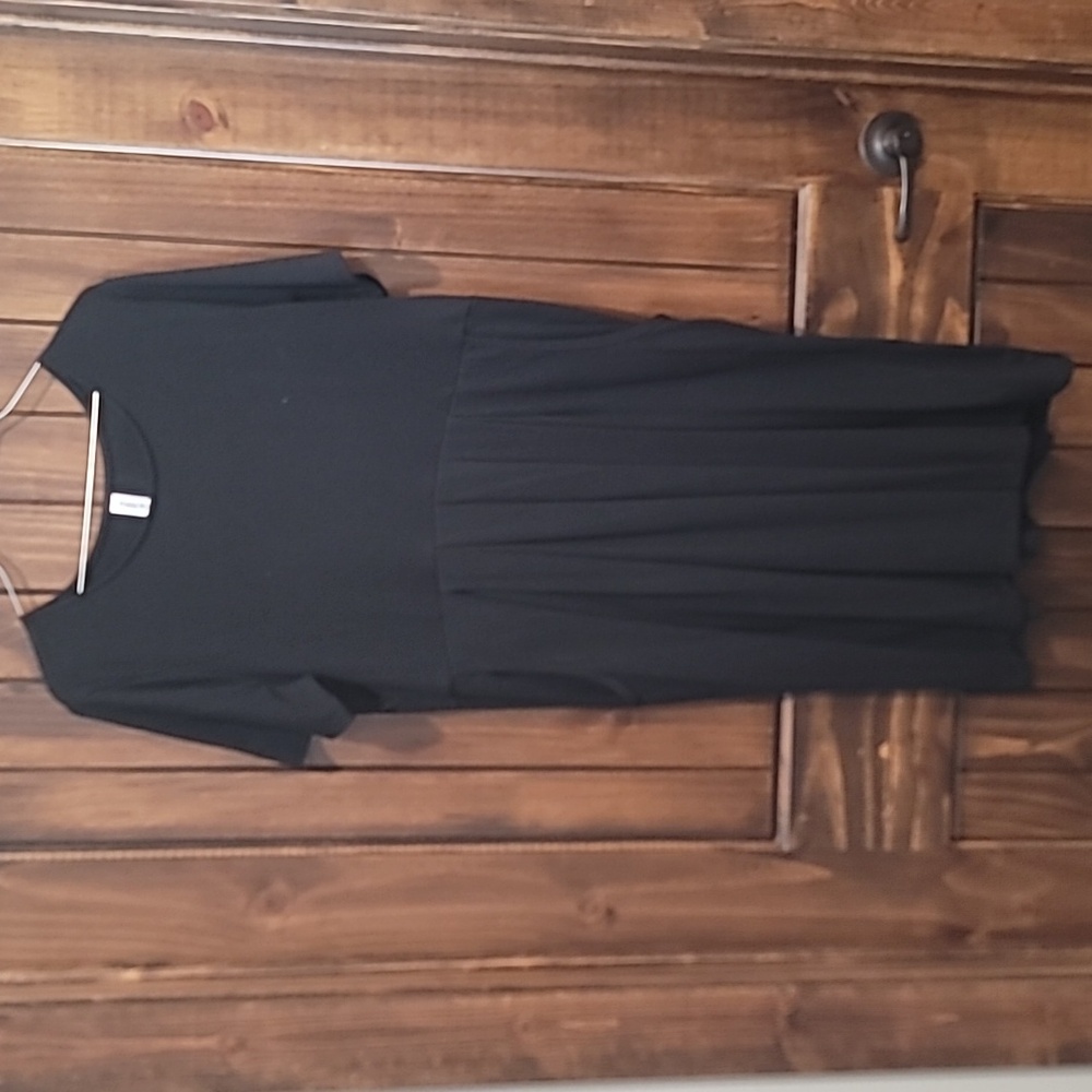 Black Midi Dress (1X)